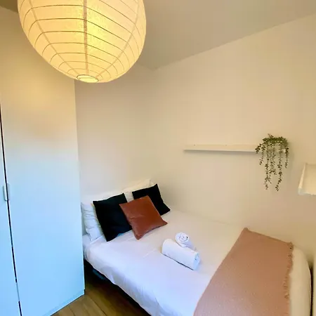 New 451 Monroe - Cosy Center 아파트